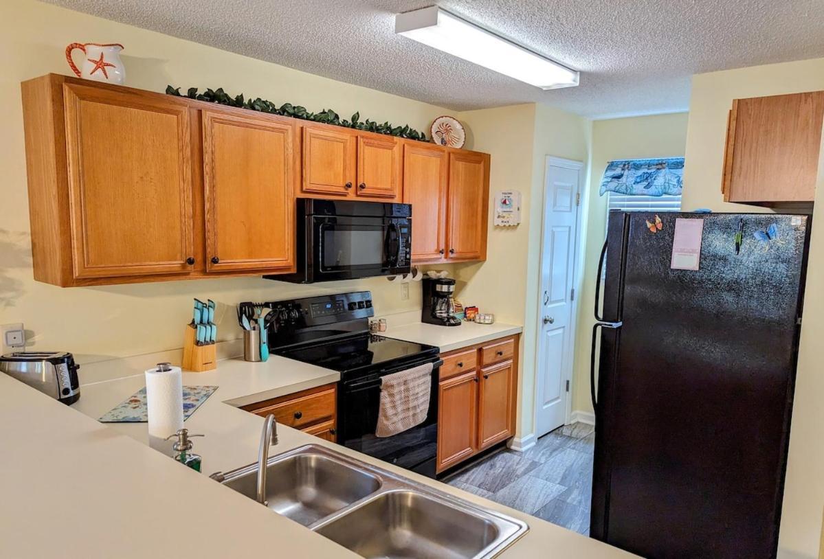 Central-Secluded By Nature-Pools-15 Min To Beach